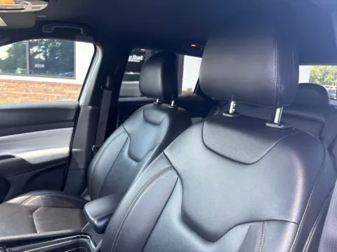 Another view of 2024 Jeep Compass Limited for sale in Lexington, NC at Jerry Hunt Supercenter - Lexington