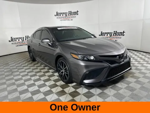 More photos of 2024 Toyota Camry SE at Jerry Hunt Supercenter - Lexington, NC