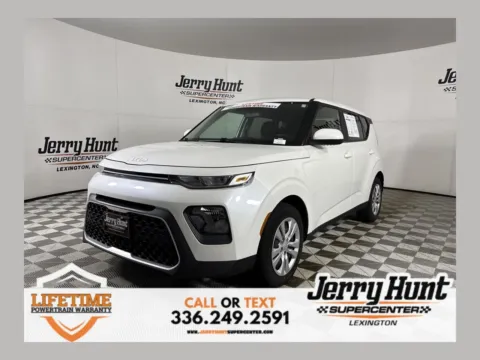 White 2022 Kia Soul LX for sale in Lexington, NC