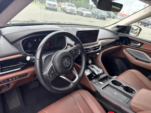 More photos of 2025 Acura MDX Technology Package at Jerry Hunt Supercenter - Lexington, NC