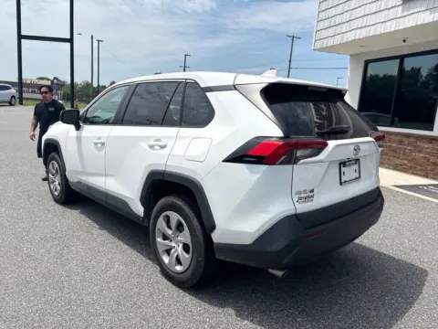 More photos of 2022 Toyota RAV4 LE at Jerry Hunt Supercenter - Lexington, NC