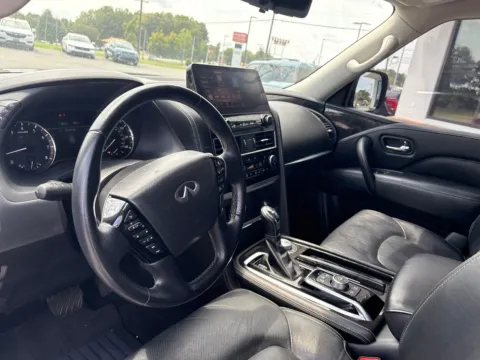 More photos of 2024 INFINITI QX80 LUXE at Jerry Hunt Supercenter - Lexington, NC