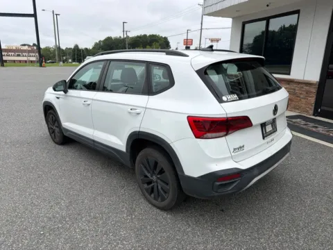 More photos of 2022 Volkswagen Taos 1.5T S at Jerry Hunt Supercenter - Lexington, NC