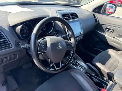 More photos of 2022 Mitsubishi Outlander Sport 2.0 SE at Jerry Hunt Supercenter - Lexington, NC