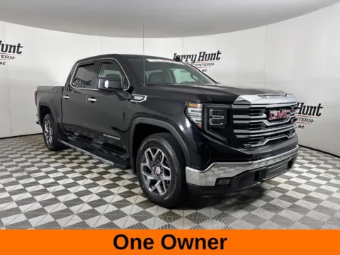 More photos of 2022 GMC Sierra 1500 SLT at Jerry Hunt Supercenter - Lexington, NC