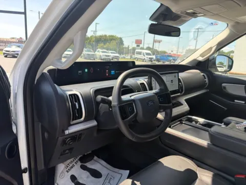 More photos of 2025 Ford Expedition Active at Jerry Hunt Supercenter - Lexington, NC