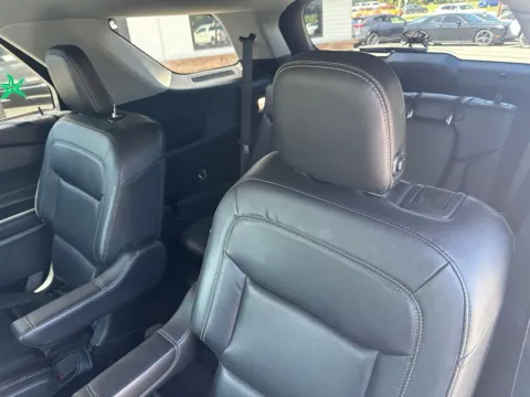 More photos of 2020 Ford Explorer XLT at Jerry Hunt Supercenter - Lexington, NC
