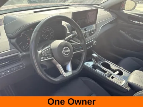 More photos of 2023 Nissan Altima 2.5 SV at Jerry Hunt Supercenter - Lexington, NC