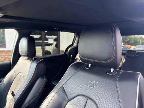 Another view of 2026 Chrysler Pacifica Limited for sale in Lexington, NC at Jerry Hunt Supercenter - Lexington