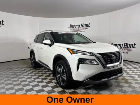 More photos of 2023 Nissan Rogue SL at Jerry Hunt Supercenter - Lexington, NC