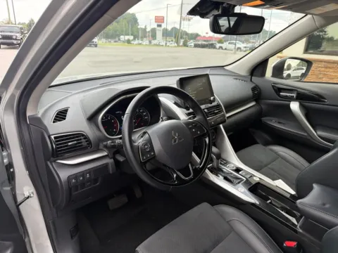 More photos of 2025 Mitsubishi Eclipse Cross SE at Jerry Hunt Supercenter - Lexington, NC