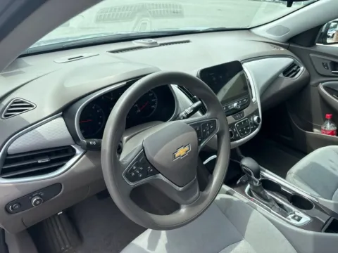 More photos of 2024 Chevrolet Malibu LT at Jerry Hunt Supercenter - Lexington, NC