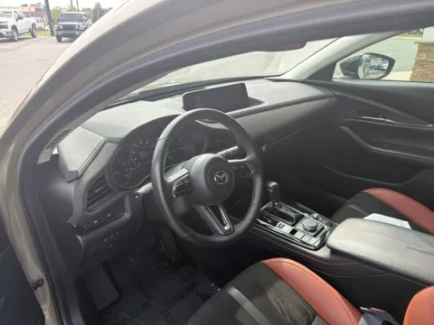 More photos of 2024 Mazda CX-30 2.5 Carbon Turbo at Jerry Hunt Supercenter - Lexington, NC