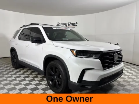 More photos of 2025 Honda Pilot Black Edition at Jerry Hunt Supercenter - Lexington, NC