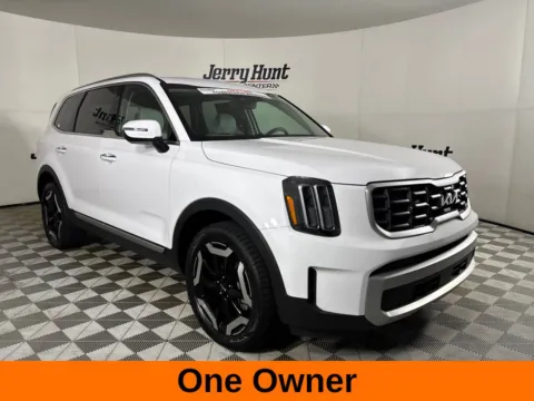 More photos of 2025 Kia Telluride S at Jerry Hunt Supercenter - Lexington, NC