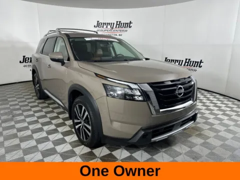 More photos of 2025 Nissan Pathfinder Platinum at Jerry Hunt Supercenter - Lexington, NC