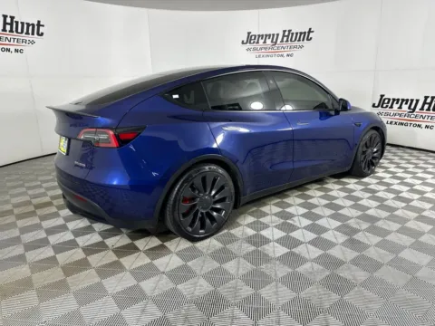More photos of 2023 Tesla Model Y Performance at Jerry Hunt Supercenter - Lexington, NC