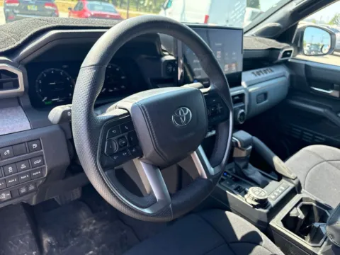More photos of 2025 Toyota Tacoma Hybrid Trailhunter at Jerry Hunt Supercenter - Lexington, NC