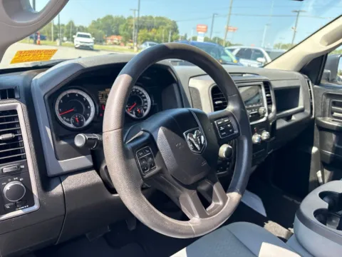 More photos of 2019 Ram 1500 Classic Tradesman at Jerry Hunt Supercenter - Lexington, NC