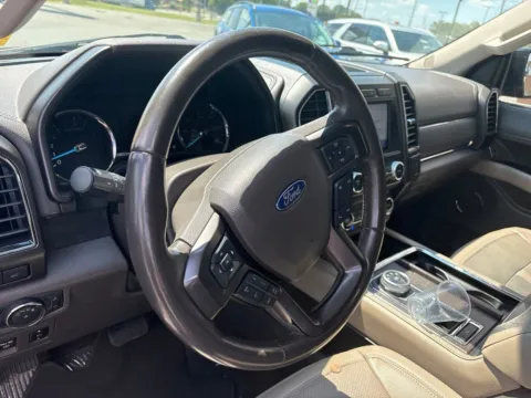 More photos of 2021 Ford Expedition Max Limited at Jerry Hunt Supercenter - Lexington, NC