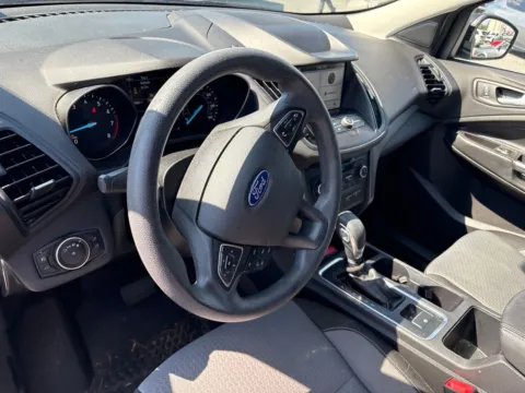 More photos of 2019 Ford Escape SE at Jerry Hunt Supercenter - Lexington, NC