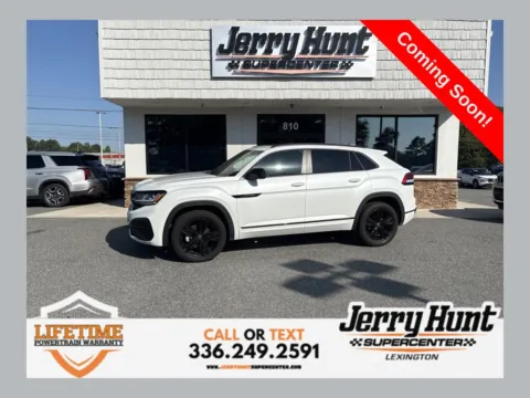 White 2023 Volkswagen Atlas Cross Sport 2.0T SEL R-Line Black for sale in Lexington, NC