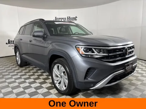 More photos of 2023 Volkswagen Atlas 3.6L V6 SE w/Technology at Jerry Hunt Supercenter - Lexington, NC