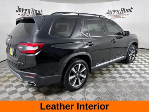 More photos of 2025 Honda Pilot Elite at Jerry Hunt Supercenter - Lexington, NC
