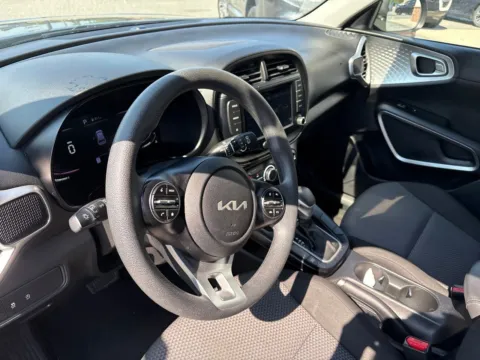 More photos of 2024 Kia Soul LX at Jerry Hunt Supercenter - Lexington, NC