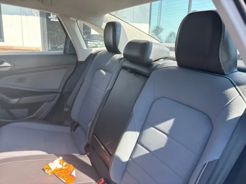 More photos of 2025 Volkswagen Jetta 1.5T SE at Jerry Hunt Supercenter - Lexington, NC