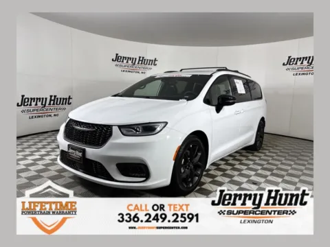 White 2025 Chrysler Pacifica Limited for sale in Lexington, NC