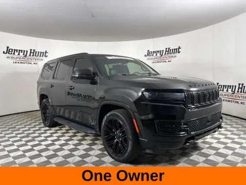 More photos of 2024 Jeep Wagoneer Series II at Jerry Hunt Supercenter - Lexington, NC