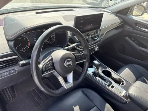 More photos of 2025 Nissan Altima 2.5 SR at Jerry Hunt Supercenter - Lexington, NC