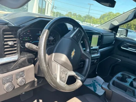 More photos of 2024 Chevrolet Silverado 1500 LT at Jerry Hunt Supercenter - Lexington, NC