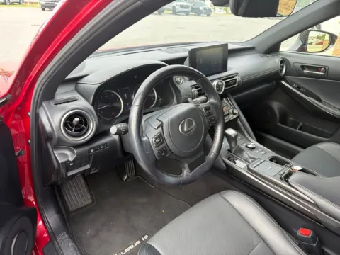 More photos of 2021 Lexus IS 300 at Jerry Hunt Supercenter - Lexington, NC