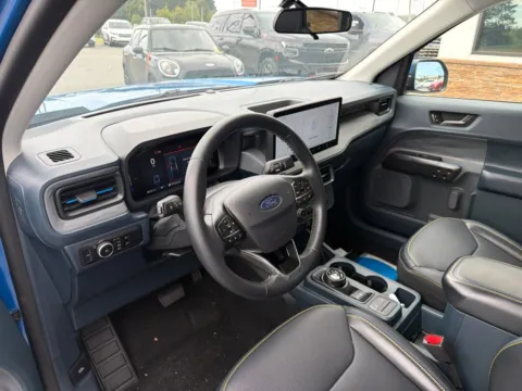 More photos of 2025 Ford Maverick Lobo Standard at Jerry Hunt Supercenter - Lexington, NC