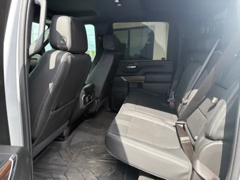 More photos of 2023 Chevrolet Silverado 2500 HD High Country at Jerry Hunt Supercenter - Lexington, NC