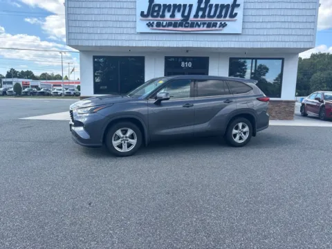 Unknown 2022 Toyota Highlander LE for sale in Lexington, NC