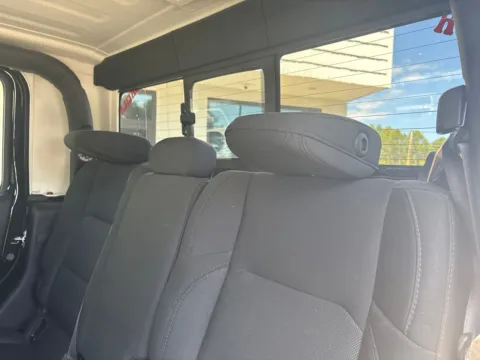 More photos of 2020 Jeep Gladiator Sport at Jerry Hunt Supercenter - Lexington, NC