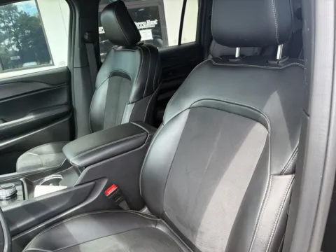 Another view of 2024 Jeep Grand Cherokee L Altitude for sale in Lexington, NC at Jerry Hunt Supercenter - Lexington