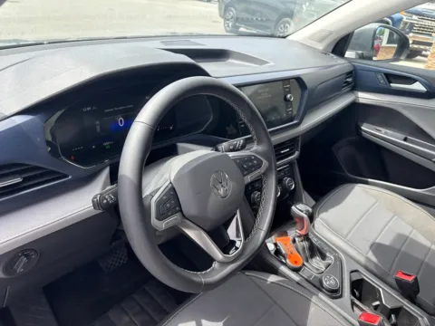 More photos of 2024 Volkswagen Taos 1.5T SE at Jerry Hunt Supercenter - Lexington, NC