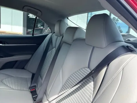 More photos of 2021 Toyota Camry SE at Jerry Hunt Supercenter - Lexington, NC
