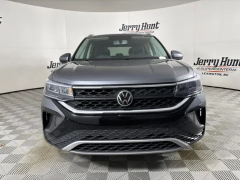 Photos of 2022 Volkswagen Taos 1.5T SE for sale in Lexington, NC at Jerry Hunt Supercenter - Lexington