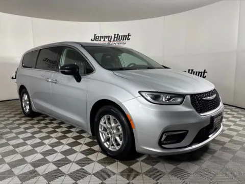 Another view of 2024 Chrysler Pacifica Touring L for sale in Lexington, NC at Jerry Hunt Supercenter - Lexington