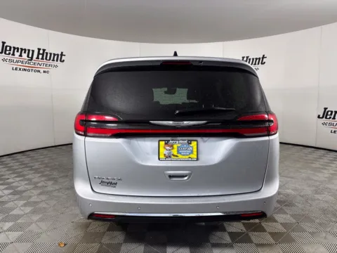 More photos of 2024 Chrysler Pacifica Touring L at Jerry Hunt Supercenter - Lexington, NC