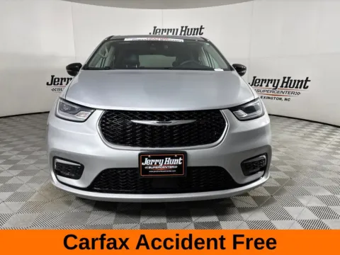 Another view of 2024 Chrysler Pacifica Touring L for sale in Lexington, NC at Jerry Hunt Supercenter - Lexington