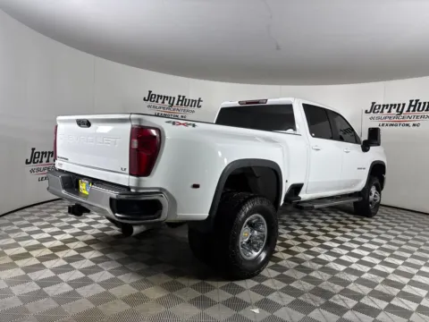 More photos of 2024 Chevrolet Silverado 3500 HD LT at Jerry Hunt Supercenter - Lexington, NC