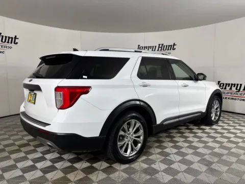 More photos of 2022 Ford Explorer Limited at Jerry Hunt Supercenter - Lexington, NC