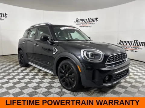 More photos of 2024 MINI Cooper S Countryman Iconic at Jerry Hunt Supercenter - Lexington, NC