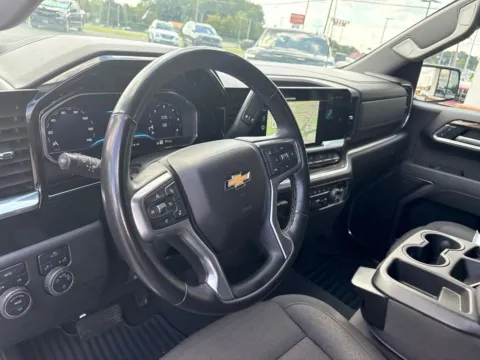 More photos of 2025 Chevrolet Silverado 1500 LT at Jerry Hunt Supercenter - Lexington, NC